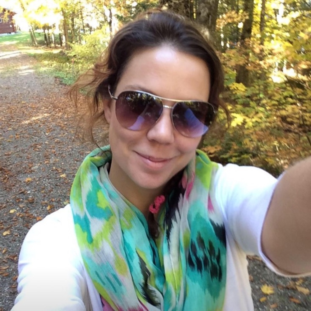 Meet your Posher, Renee